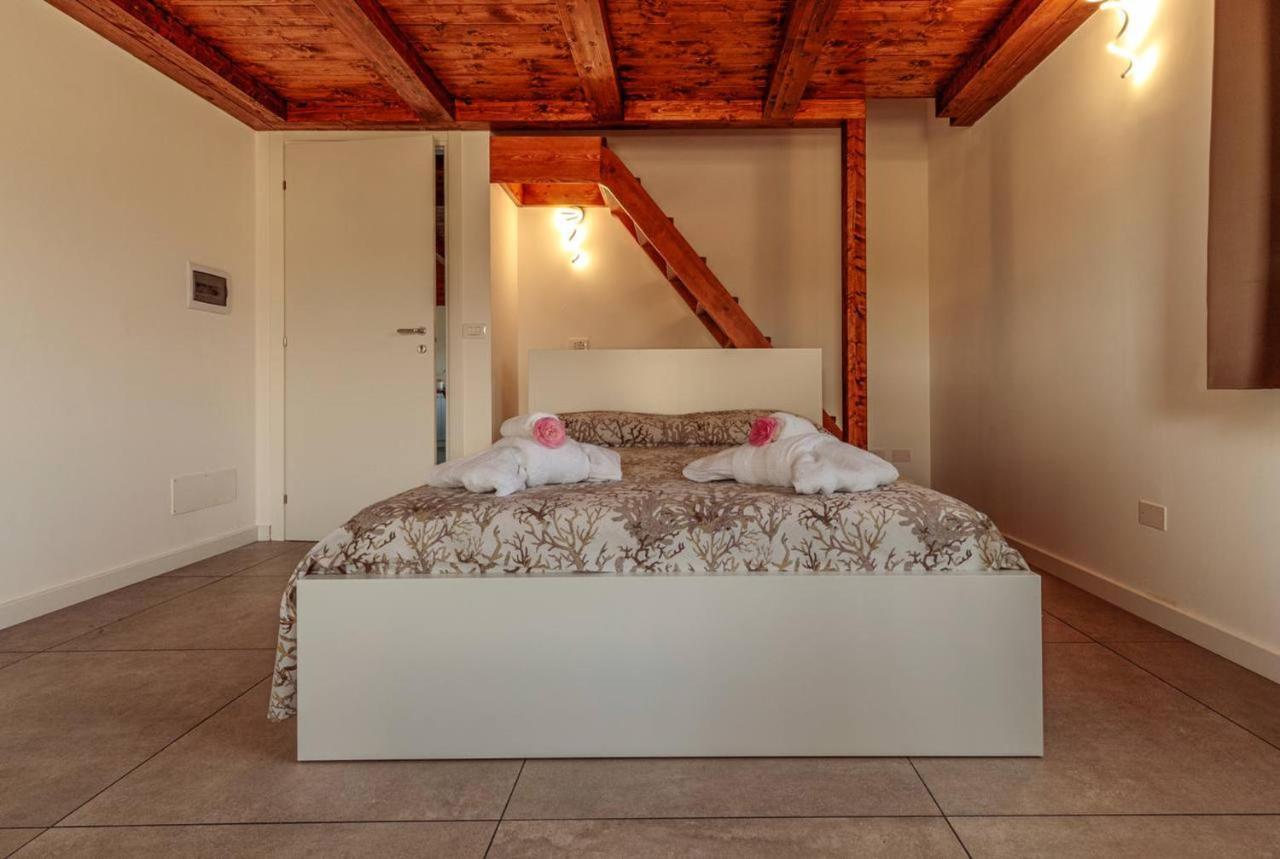 לינה וארוחת בוקר בריאטיקו Residenza Anna Calabria מראה חיצוני תמונה