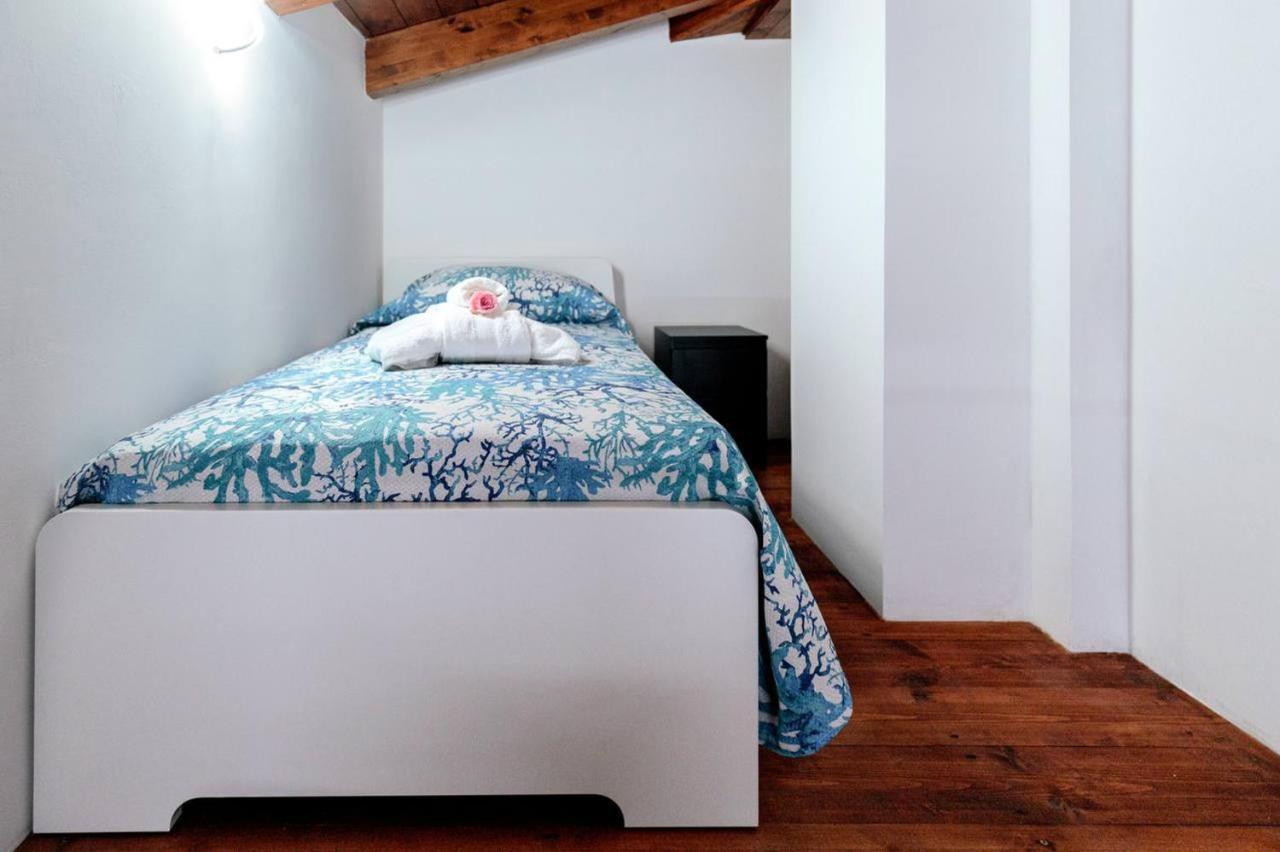 לינה וארוחת בוקר בריאטיקו Residenza Anna Calabria מראה חיצוני תמונה